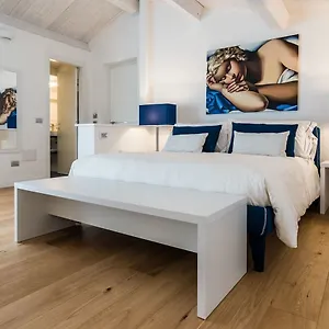 *** Отель Cafe Bleu Relais Италия